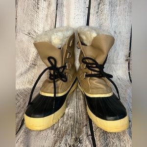Sorel WOS 7 caribou boot